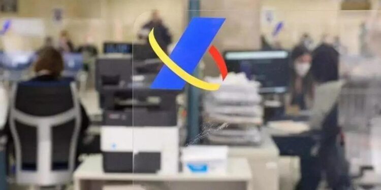 Comienza la campaña de la renta con más disparidad de tarifas autonómicas para paliar la inflación