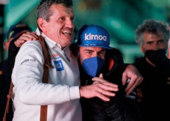 Los jefes de la Fórmula 1 se rinden a Alonso: ‘Su Aston Martin es la única alternativa para ganar a Red Bull’