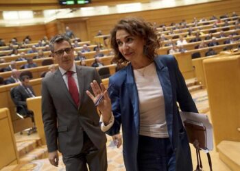 El PP exige respuestas sobre Air Europa y la mujer de Sánchez: ‘Aprovechó su condición para sus actividades’