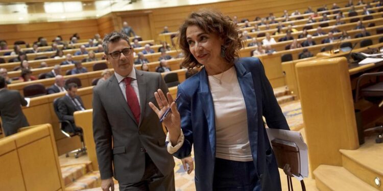 El PP exige respuestas sobre Air Europa y la mujer de Sánchez: ‘Aprovechó su condición para sus actividades’