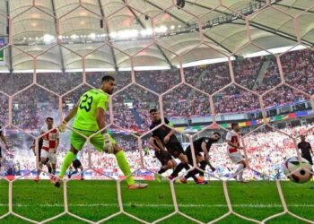 Una valiente Albania sitúa a Croacia al borde del abismo