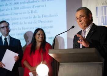 Buenaventura (CNMV) rechaza suspender la cotización de Grifols mientras ‘recaba’ información