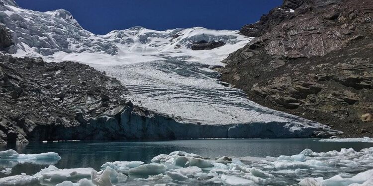 Los glaciares del planeta se derriten mucho más rápido de lo previsto, alertan los científicos