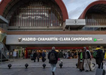 Una nueva avería en el servicio de alta velocidad produce retrasos en lo trenes con origen o destino Madrid Chamartín