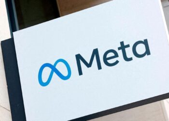 Facebook: paga o consiente