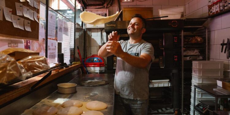 Domenico, creador de PanDome, templo de la pizza al otro lado del Manzanares: “El secreto está en la cocción’