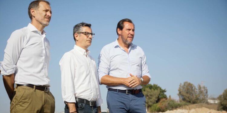 Choque de legitimidades por la amnistía: el Gobierno carga contra las ‘interferencias’ judiciales mientras el TC cree una ofensa anticipar su postura