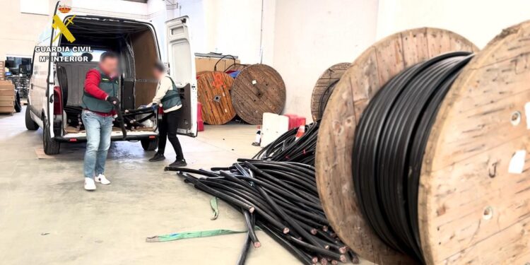 Golpe al robo de cobre: la Guardia Civil detiene a 36 personas por la sustracción de 34 kilómetros de cable