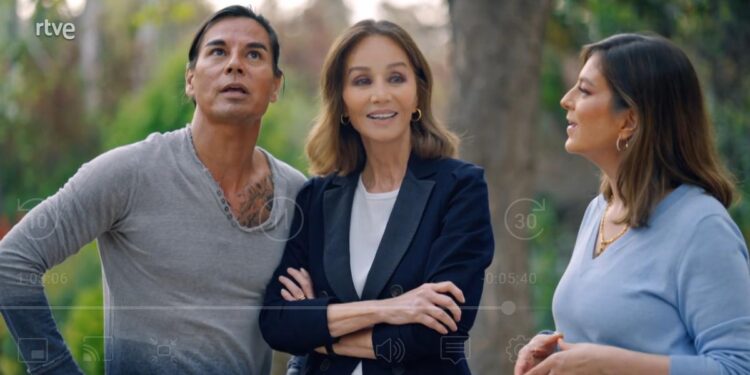 La crítica de Monegal: A mamá se le han podrido unos muebles