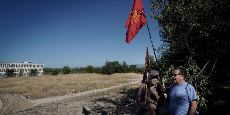 Empiezan los sondeos de búsqueda de los restos de brigadistas internacionales en Madrid