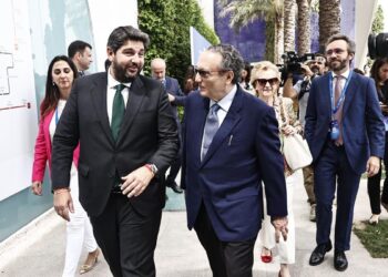 Escuchen a López Miras