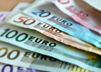 Esta es la ayuda de 700 euros de la Seguridad Social que ya puedes pedir: requisitos