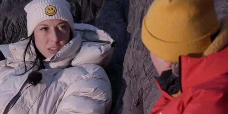 Jenni Hermoso: ‘Cuando nos íbamos a dormir, teníamos que dejar la puerta abierta y esperar a que Vilda pasara’