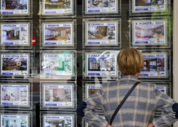 El euríbor se desploma en diciembre hasta el 3,679%… ¿Cuándo empezarán a bajar las hipotecas?