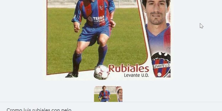 El cromo de Rubiales con pelo que se vende en Wallapop por 1.000 euros