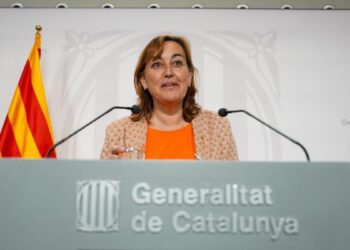 El Govern de Illa se estrena dando un espaldarazo a los Mossos y priorizando Cercanías
