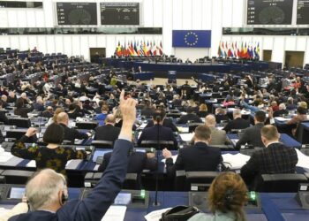 Europa obliga a identificar los contenidos creados con inteligencia artificial