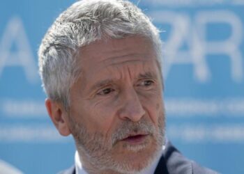 Marlaska secunda la crítica de Sánchez al juez que imputa a Begoña Gómez y lo acusa de injerencia electoral