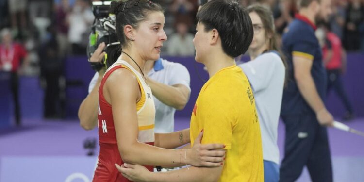 Carolina Marín: ‘El momento en el pódium es uno de los gestos más bonitos que han tenido hacia mí jamás’