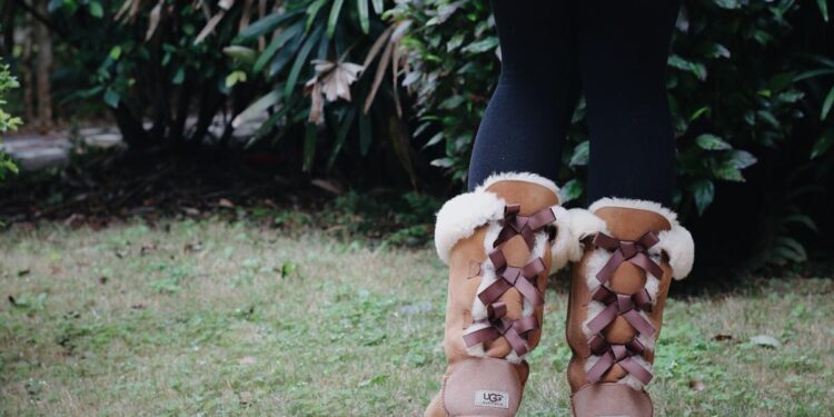 Ni agua ni jabón: esta es la mejor forma de limpiar los zapatos de ante para que queden como nuevos