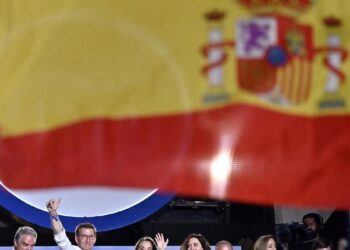 Feijóo gana pero se queda corto y Sánchez tiene la llave para intentar formar gobierno