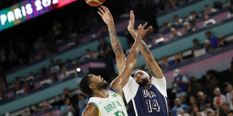 Estados Unidos exhibe músculo ofensivo para acabar con Brasil