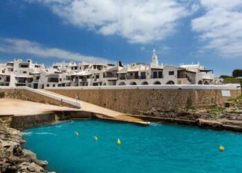 La Grecia española: casitas blancas de ensueño y un mar azul turquesa