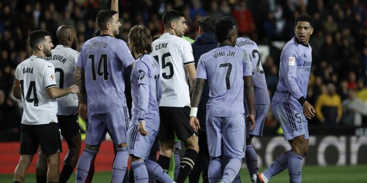 La expulsión por el ‘fucking goal’ de Bellingham en Mestalla le cuesta dos partidos de sanción