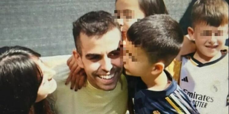 Álex, el español repatriado desde Tailandia, ya está en casa: ‘Creí que me moría, llegué a despedirme de mi familia’