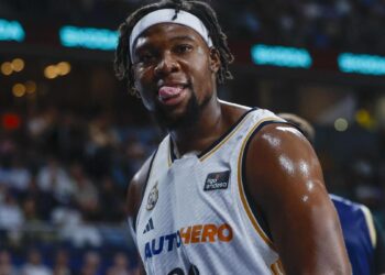 Yabusele negocia su salida del Real Madrid para volver a la NBA con los Sixers