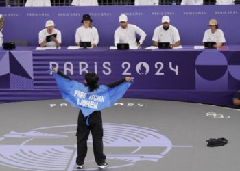 El COI se enreda con su Equipo de Refugiados: censura a una atleta por la defensa de las mujeres afganas