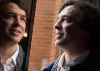 Hacienda ve compatible que David Sánchez viva en Portugal y trabaje en la Diputación de Badajoz