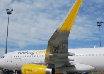 Vueling anima a la Generalitat a impulsar plantas de combustible sostenible en Cataluña