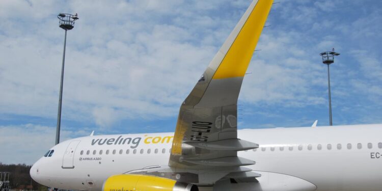 Vueling anima a la Generalitat a impulsar plantas de combustible sostenible en Cataluña
