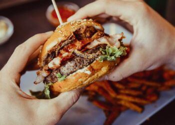 La mejor hamburguesa de España: 350 establecimientos luchan por el título de este año
