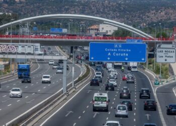 Tráfico activa la operación por el puente, en el que espera más de ocho millones de desplazamientos