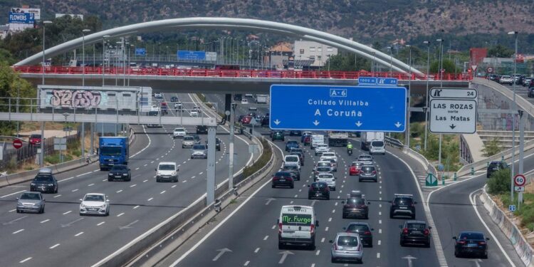 Tráfico activa la operación por el puente, en el que espera más de ocho millones de desplazamientos