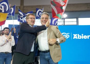 El PP de Euskadi defiende las ”virtudes” del cupo vasco frente al catalán: solo tiene “riesgo unilateral” y es “solidario” con España