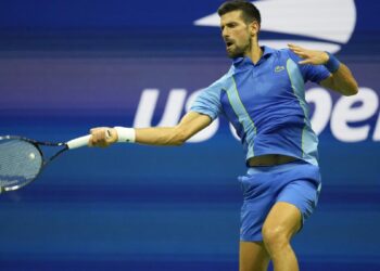 Djokovic pasa a la final tras ganar al estadounidense Shelton