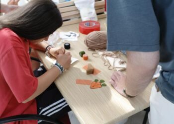 Los delitos contra la autoridad y con violencia física descienden entre los menores infractores en Madrid