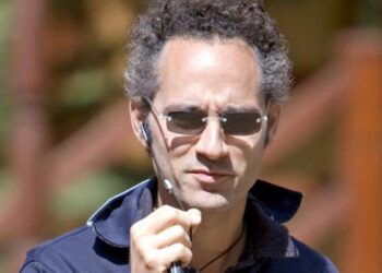 El jefe de Palantir, contratista clave (y proisraelí) de Defensa, viene a España en plena crisis Madrid-Tel Aviv