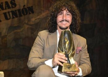 Jesús Corbacho, cantaor: ‘Me considero un aficionado, y eso me da la libertad de sentirme libre al cantar’