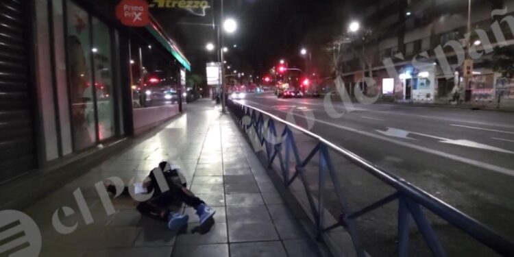 Vídeo de un asesinato en 90 segundos: linchamiento y muerte de Álex