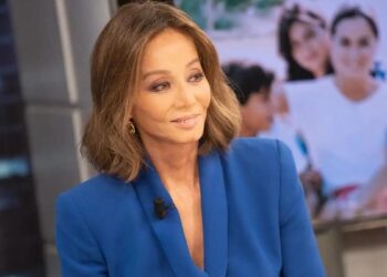 Fichamos el calzado que arrasa entre las mujeres de más de 60 años por su confort y diseño