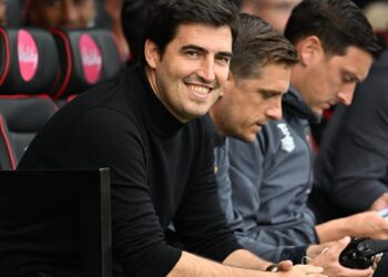 España crea escuela