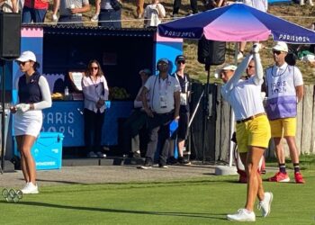 Carlota Ciganda pierde fuelle y Azahara coge aire en París, pero lejos de cabeza