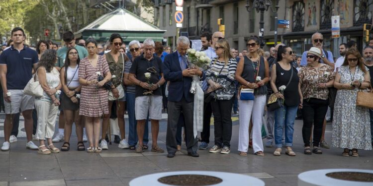Más de 100 víctimas del 17A siguen sin indemnización siete años después de los atentados