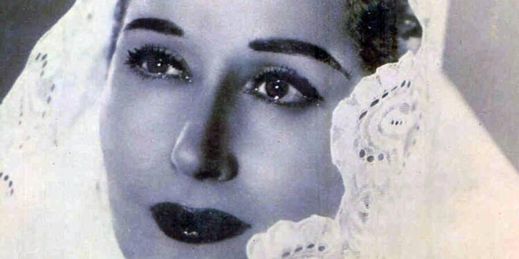 Estrellita Castro, la mujer del caracolillo en la frente que creó la canción andaluza y… ¿simpatizó con la II República?