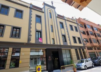 De prostíbulo a hotel de lujo en un barrio de Valencia