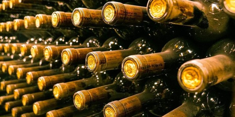 Así es el ‘tufo del vino’, el asesino silencioso que más vidas se cobra en las bodegas españolas: ‘Siempre se le ha tenido miedo’